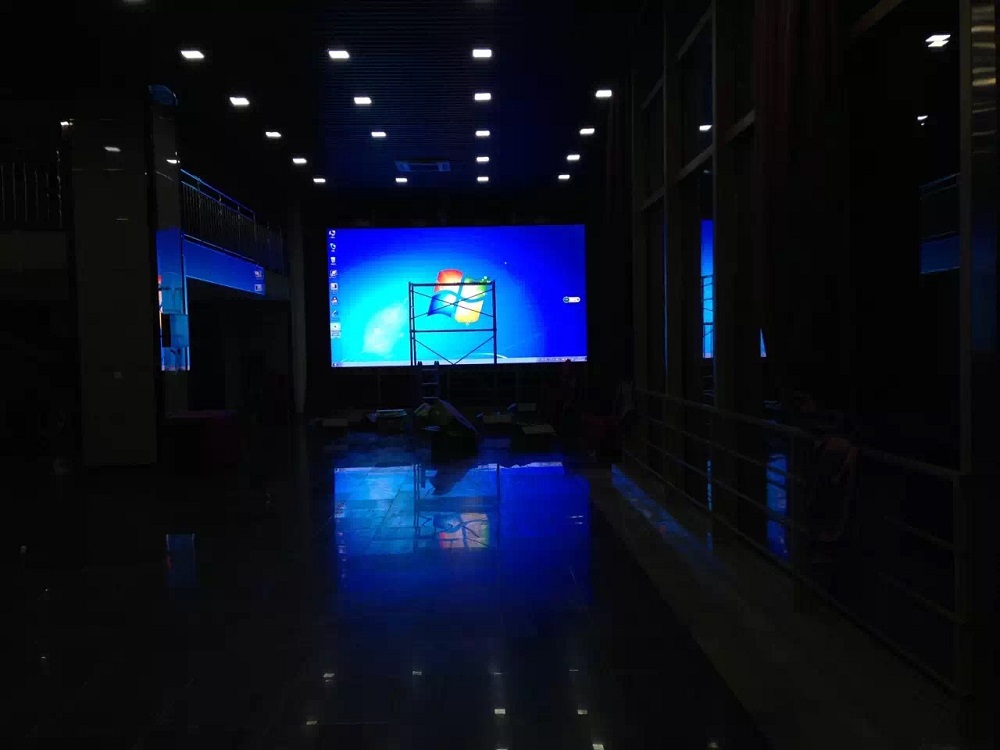 上海嘉定城室内p3全彩显示屏